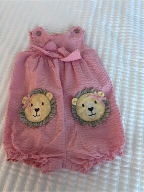 Good Lad Pink Lion Applique Bubble Romper. Size 24M